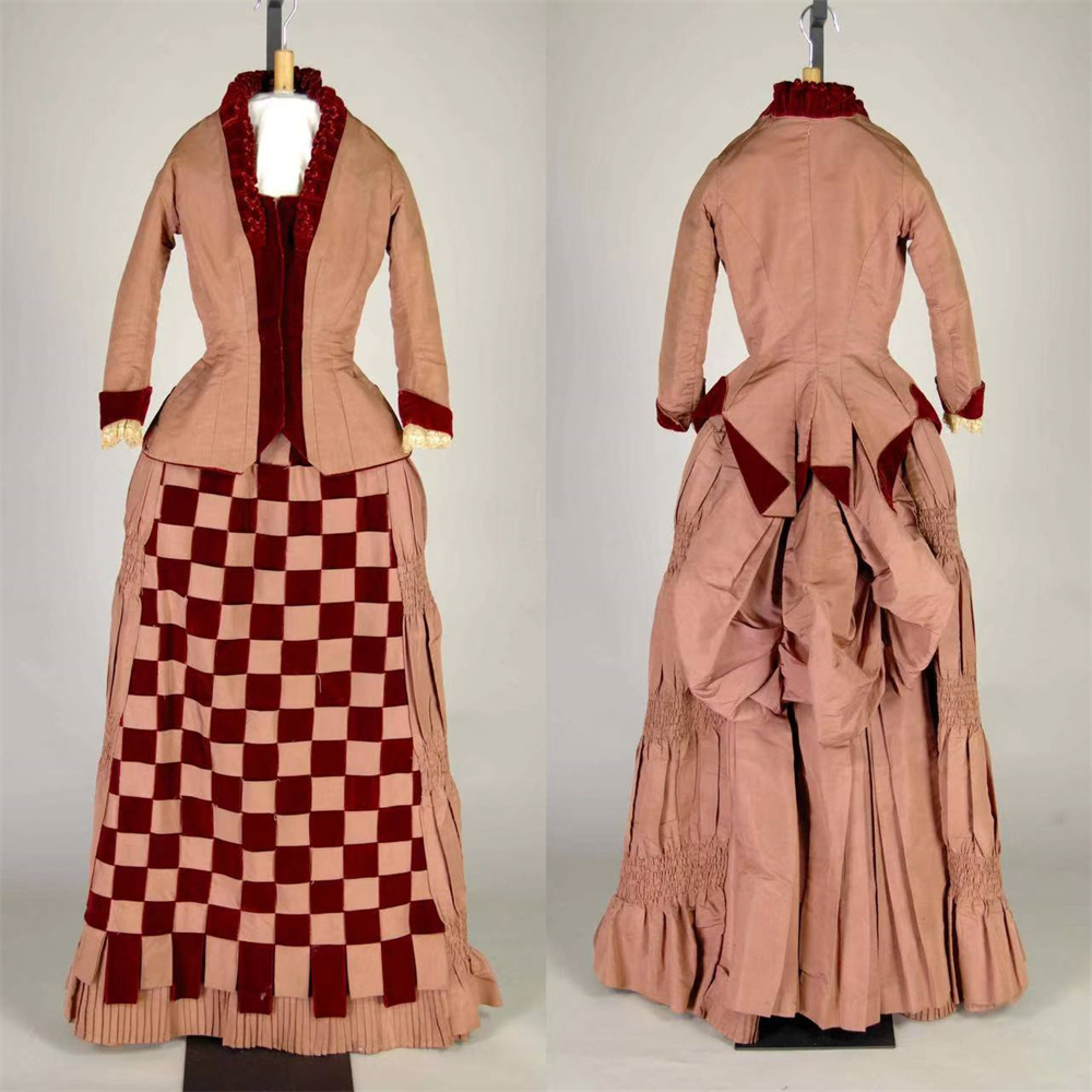 Women'S Fashion Victorian Era - 1880S Victorian Era Bustle Ball Gown