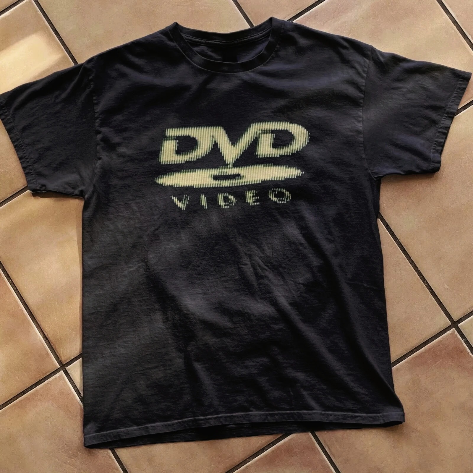 Women Fashion Video - 2026 Retro Graphic Unisex Vintage Cotton