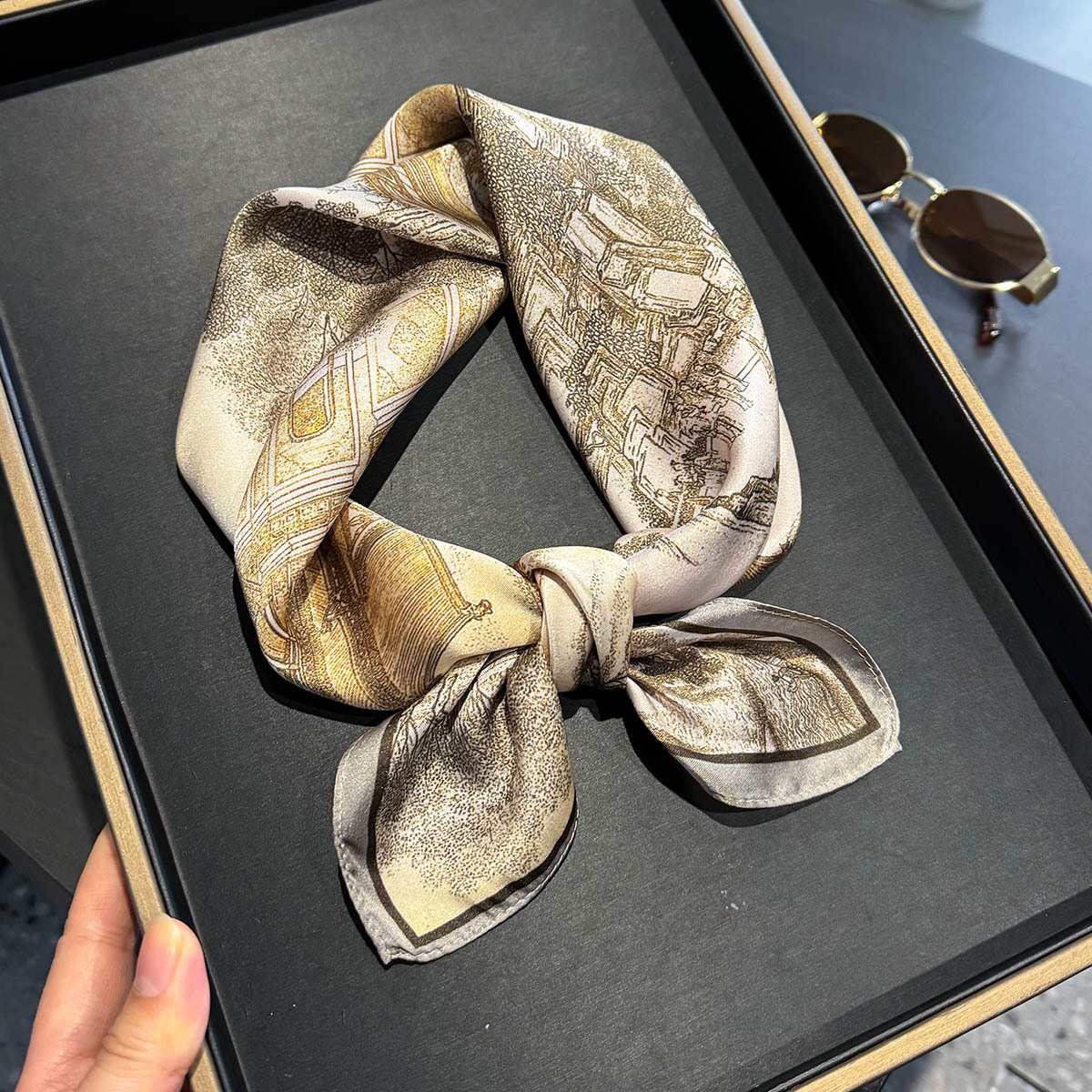 Brand 100% Natural Silk Scarf  - Women'S Fashion Poncho incelemesi ve fiyatı