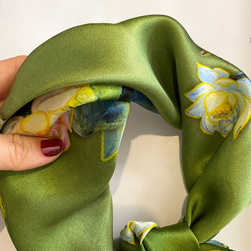100% Real Silk Scarf Fashion B - Women'S Fashion Poncho incelemesi ve fiyatı