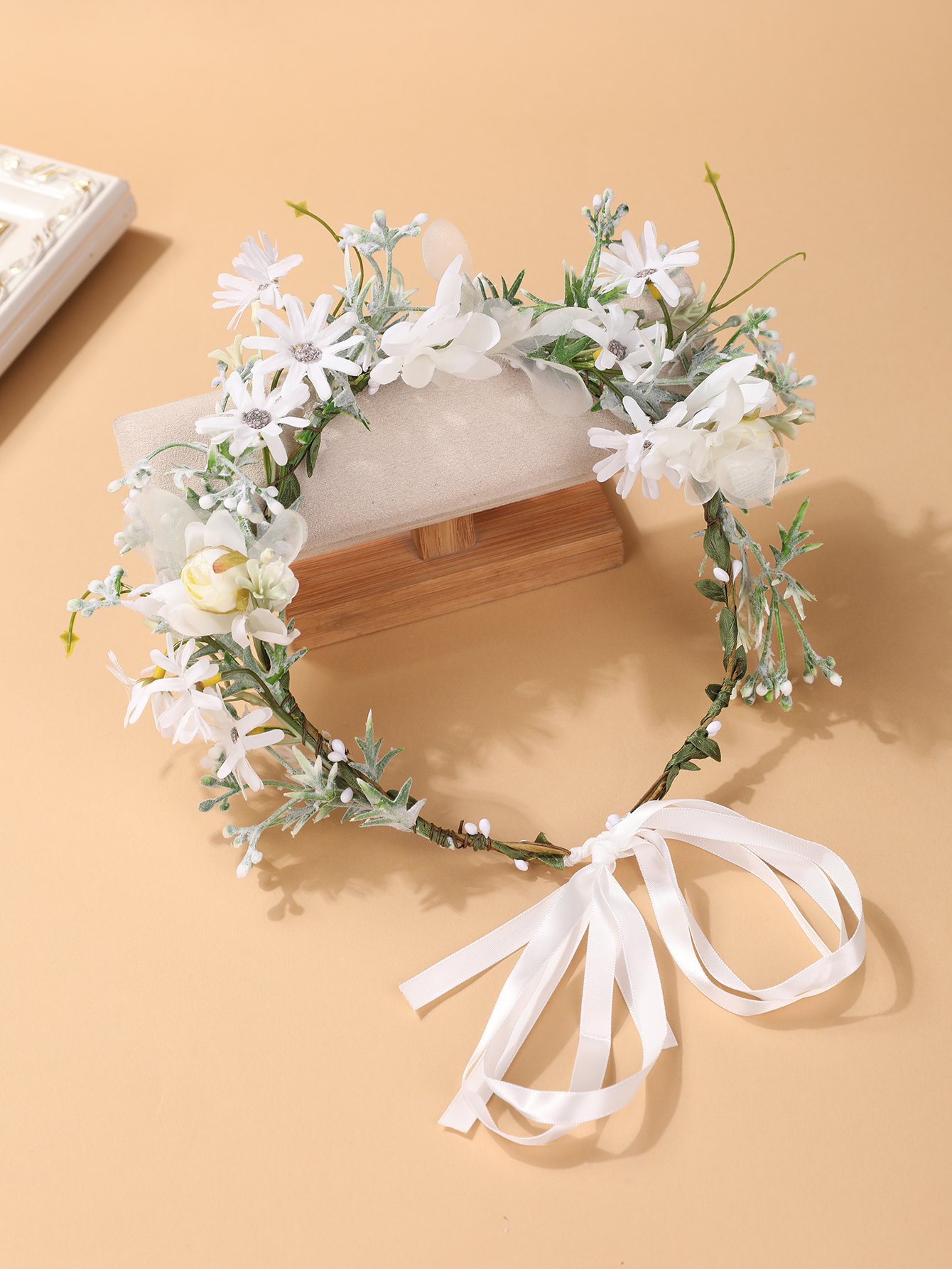 Pure White Flower Handmade Wre - Women Fashion Photoshoot incelemesi ve fiyatı