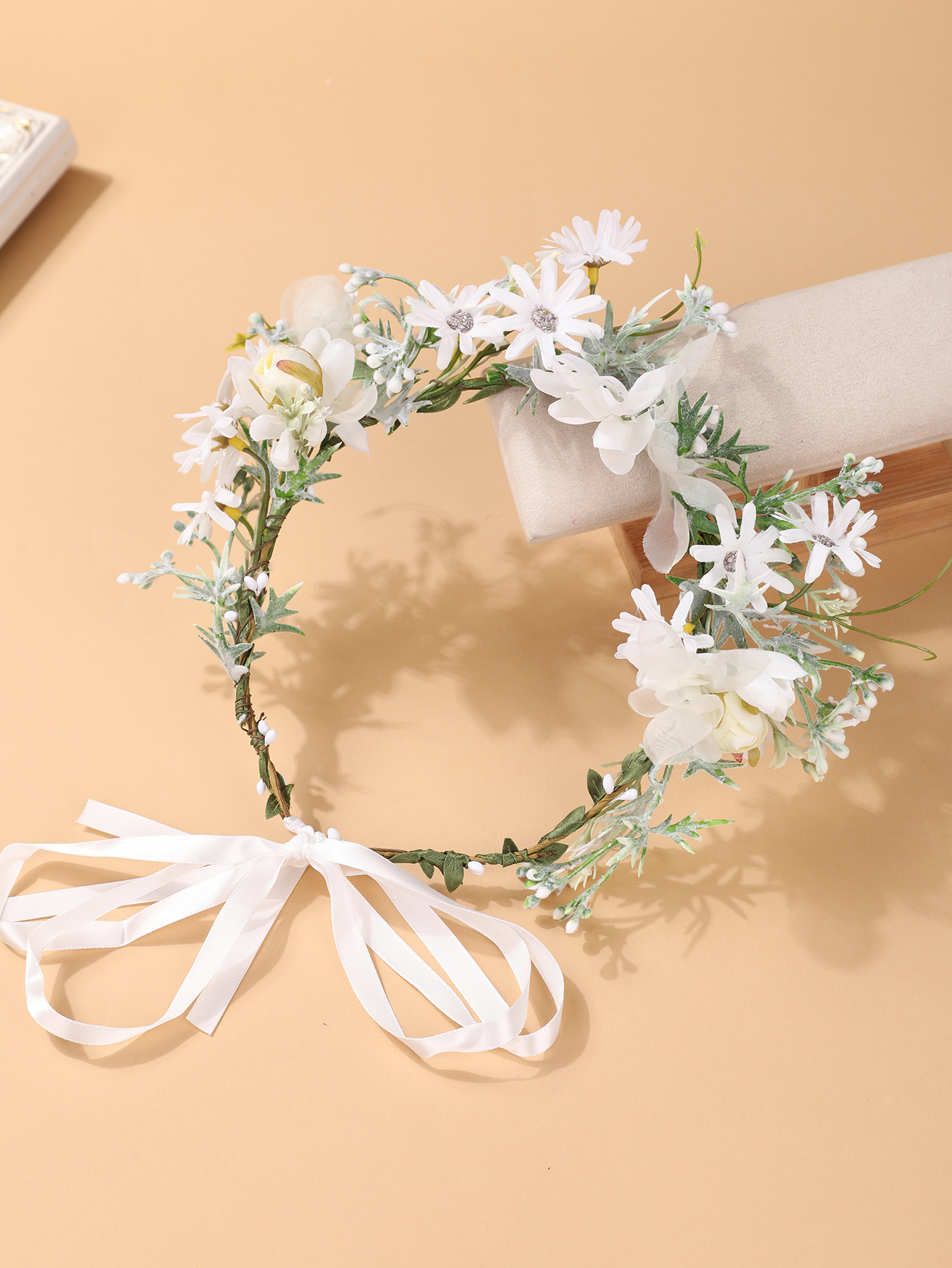 Pure White Flower Handmade Wre - Women Fashion Photoshoot incelemesi ve fiyatı