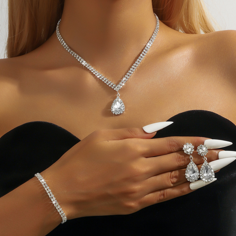 E-commerce New Fashion Jewelry - Women'S Fashion E Commerce incelemesi ve fiyatı