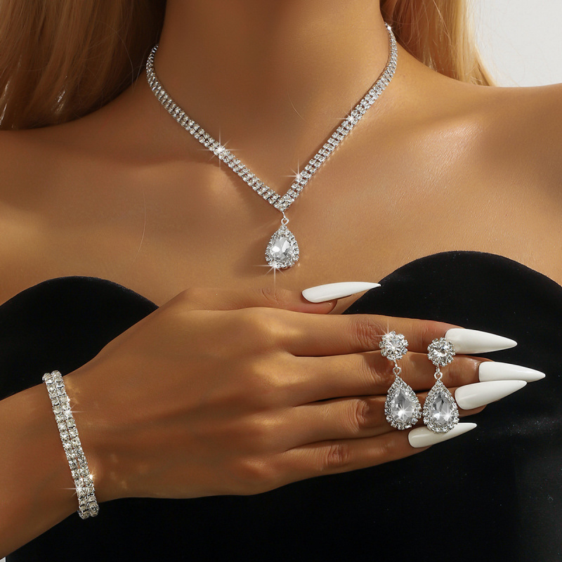 E-commerce New Fashion Jewelry - Women'S Fashion E Commerce incelemesi ve fiyatı