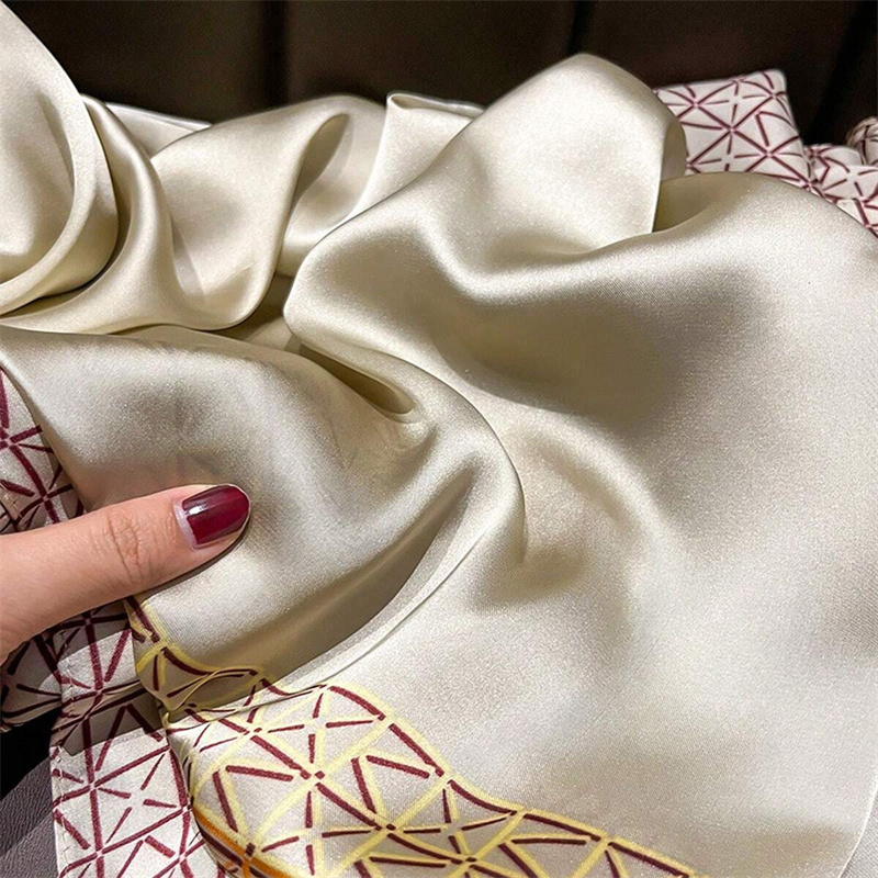 2024 Silk Scarves Women Luxury - Women'S Fashion Poncho incelemesi ve fiyatı