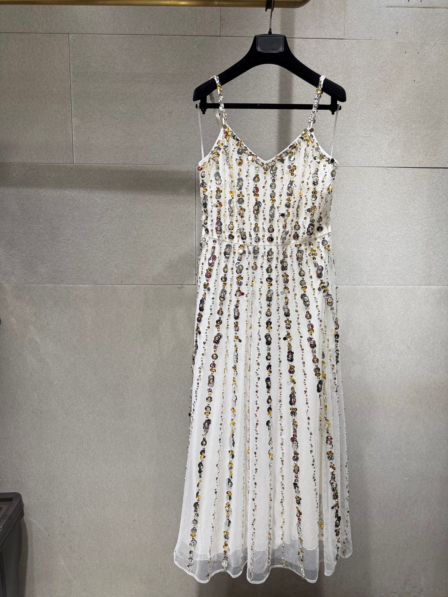 Luxury Brand Name White Dress  - Women Fashion Dress Names incelemesi ve fiyatı
