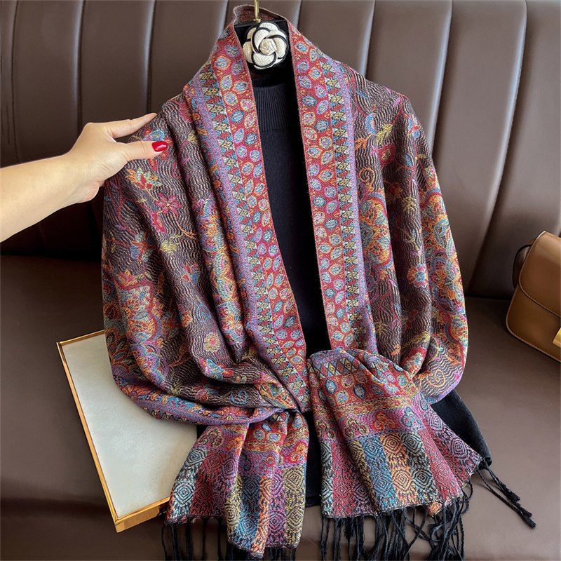 Luxury Embroidery Cashmere Win - Women'S Fashion Poncho incelemesi ve fiyatı